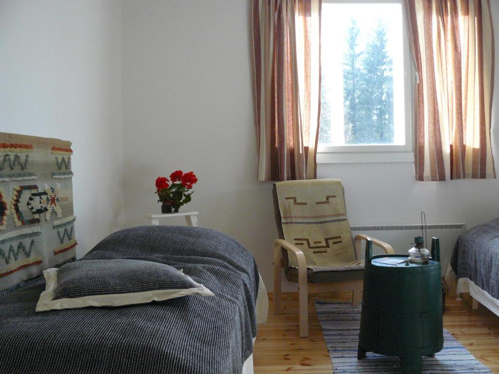 Tuhannen Tarinan Talo Kannuskoski Kamer foto